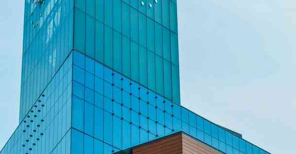 AI绘画真人画动漫（AI绘画真人画动漫人物）