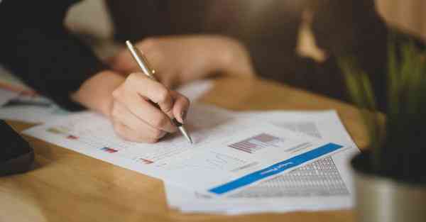 大数据判断数据变化趋势（大数据判断数据变化趋势分析）