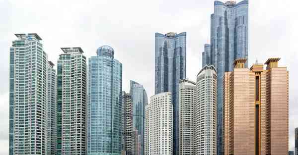 人工智能机器人对人类的行业影响