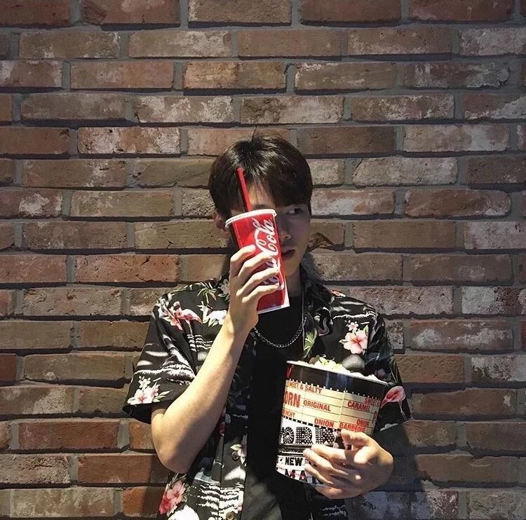 水卿蓝艺