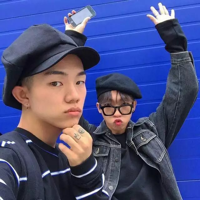 甄羽邦馨