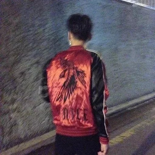 戚振睿媚