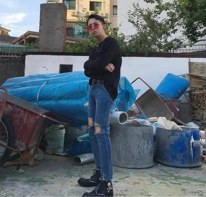 戚爱民毓