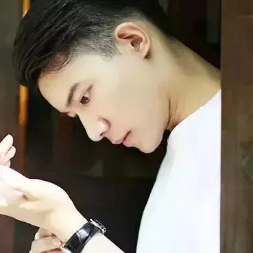 东英洁儿